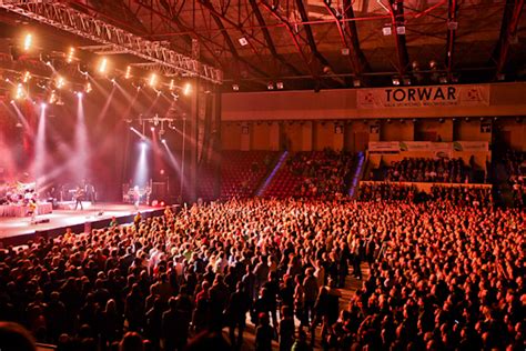 Koncert Gayle w Polsce – Gwiazda z Południowej Afryki Zagości na Warszawskiej Scenie!